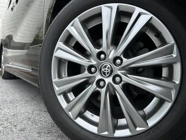 トヨタ アルファード S タイプゴールド 滋賀県 2021(令3)年 3.9万km ブラック ガソリン/2WD(FF)/CVT/モデリスタエアロ/後席モニター/両側パワースライドドア/９インチディスプレイオーディオ/(FM/AM/CD/DVD/フルセグ/Bluetooth)/ETC/前後ドライブレコーダー/バックカメラ/ＴｏｙｏｔａＳａｆｅｔｙＳｅｎｓｅ/・プリクラッシュブレーキアシスト	/・踏み間違い防止アシスト/・レーンキープアシスト	/・レーダークルーズコントロール/・標識検知機能	/電動格納ミラー/電動リアゲート/電動パーキング/ブレーキホールド/革巻きステアリング/ステアリングスイッチ/オートライト/LEDヘッドライト/フロントフォグ/オートマチックハイビーム/フルオートエアコン/プッシュスタート/スマートキー/スペアキー/純正フロアマット