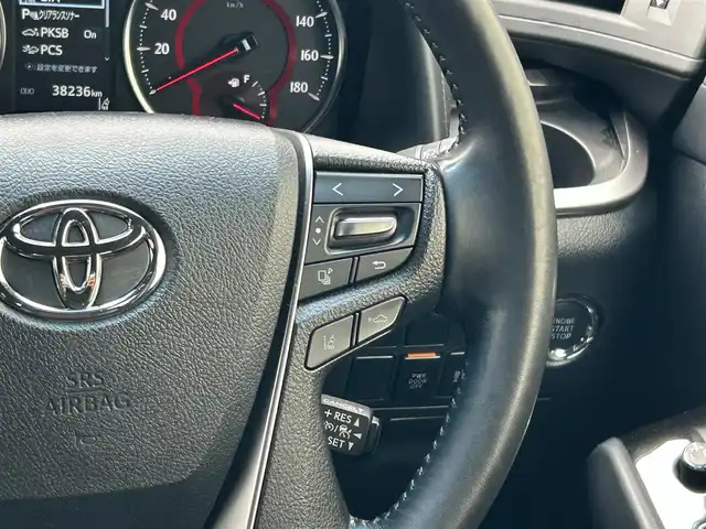 トヨタ アルファード S タイプゴールド 滋賀県 2021(令3)年 3.9万km ブラック ガソリン/2WD(FF)/CVT/モデリスタエアロ/後席モニター/両側パワースライドドア/９インチディスプレイオーディオ/(FM/AM/CD/DVD/フルセグ/Bluetooth)/ETC/前後ドライブレコーダー/バックカメラ/ＴｏｙｏｔａＳａｆｅｔｙＳｅｎｓｅ/・プリクラッシュブレーキアシスト	/・踏み間違い防止アシスト/・レーンキープアシスト	/・レーダークルーズコントロール/・標識検知機能	/電動格納ミラー/電動リアゲート/電動パーキング/ブレーキホールド/革巻きステアリング/ステアリングスイッチ/オートライト/LEDヘッドライト/フロントフォグ/オートマチックハイビーム/フルオートエアコン/プッシュスタート/スマートキー/スペアキー/純正フロアマット