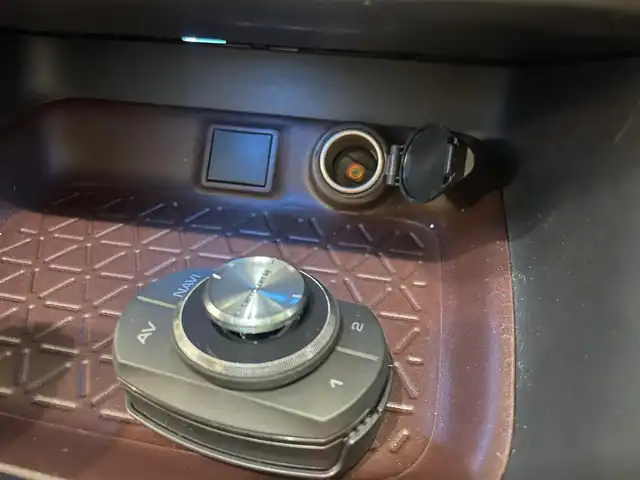 トヨタ ＲＡＶ４ G 島根県 2021(令3)年 5万km アティチュードブラックマイカ ワンオーナー/４WD/社外9インチメモリナビ　/(フルセグTV/DVD再生/Bluetooth　/バックカメラ　/ビルトインETC　/レーダークルーズコントロール　/衝突軽減システム/レーンキープアシスト/パワーバックドア　/前後コーナーセンサー　/オートハイビーム/純正LEDライト/純正フォグランプ/前席シートヒーター/ステアリングヒーター/デュアルエアコン/純正フロアマット/純正18インチアルミホイール