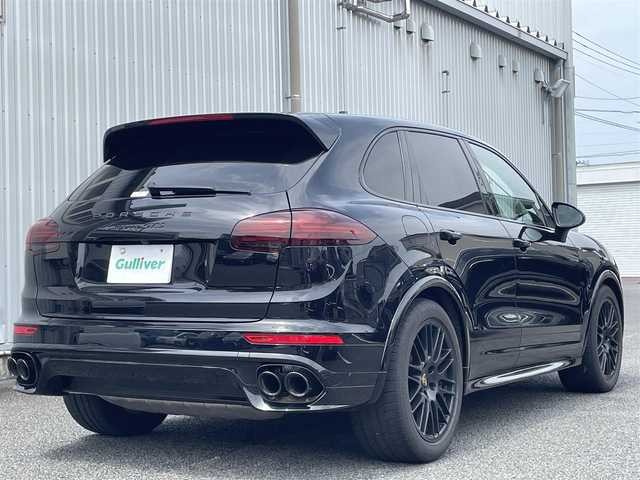 ポルシェ カイエン GTS 静岡県 2016(平28)年 2.8万km 黒 ~パノラマルーフ~/ユーザー買取車両/純正ナビ/　【CD/DVD/BT/地デジフルセグTV】/純正LEDヘッドライト/純正20インチAW/GTSハーフレザーシート/シートヒーター/スポーツエキゾーストシステム/ポルシェアクティブサスペンション/ポルシェヒルコントロール/スポーツプラスモード/ティプトロニックSシフトパドル（カーボンパーツ付き）/クルーズコントロール/バックカメラ/電動パーキングブレーキ/ETC/オートスタート/ストップ機能