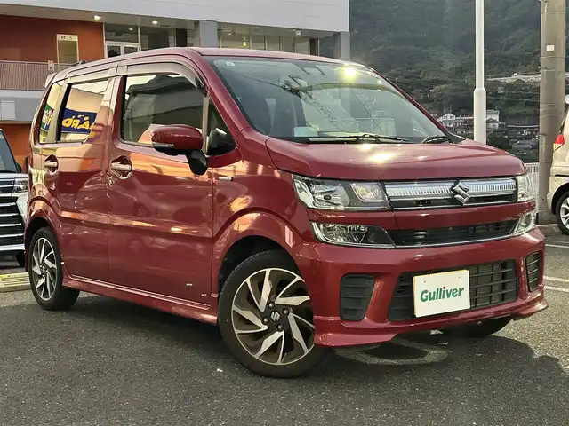 スズキ ワゴンＲ HYBRID FZ リミテッド 長崎県 2019(平31)年 3.9万km フェニックスレッドパール ・社外SDナビ（AM/FM/TV/CD/DVD/SD）/・ブルートゥース/・ハンドルスイッチ/・アイドリングストップ/・横滑り防止装置/・衝突軽減システム/・ヒートシーター（前席）/・ドライブレコーダー（前方）/・全方位カメラ/・オートライト/・ABS/・取扱説明書/・保証書/・スペアキー1本