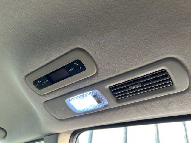 日産 セレナ ハイウェイS G Sハイブリッド 岐阜県 2012(平24)年 8.9万km スーパーブラック 登録時走行距離88896km/後席モニター/社外８インチナビ/フルセグＴＶ/バックカメラ/両側パワースライドドア/クルーズコントロール/純正アルミホイール/純正フロアマット/Ｂｌｕｅｔｏｏｔｈ接続/ＣＤチェンジャー/スマートキー/スペアキー/プッシュスタート/キセノンヘッドライト/オートライト/アイドリングストップ/パワーステアリング/パワーウィンドウ