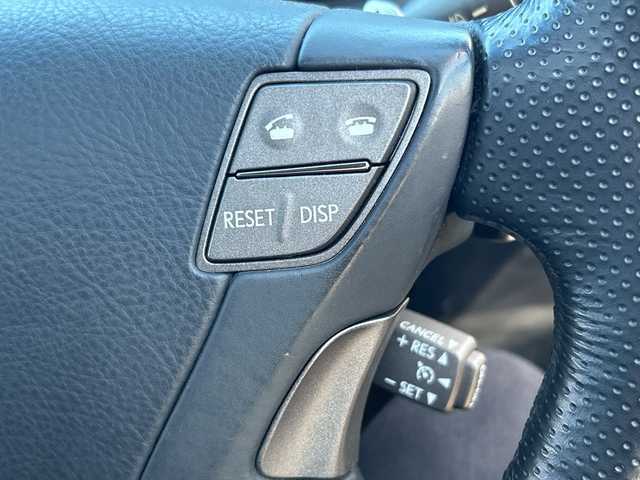 レクサス ＬＳ 460 バージョンSZ 鹿児島県 2009(平21)年 10.6万km ホワイトパールクリスタルシャイン サンルーフ/MTモード付AT/パドルシフト/D+N席パワーシート/クルーズコントロール/バックカメラ/ナビ/フルセグTV/純正フロアマット/レザーシート/純正19インチAW/AFS/横滑り防止装置/オートライト/スマートキー/プッシュスタート