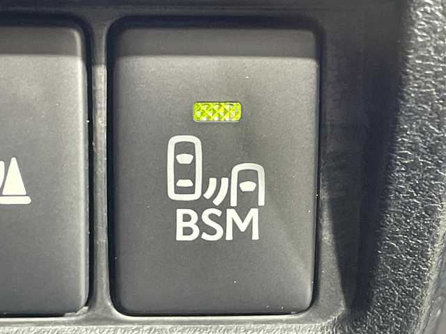 レクサス ＲＣ 350 Fスポーツ 神奈川県 2014(平26)年 6.7万km ブラック レクサスセーフティシステム/純正ナビ/・BT/フルセグTV/CD/DVD/SD/BD/USB/AUX/バックカメラ/赤革シート/パワーシート(D/N)/シートヒーター(D/N)/ベンチレーション(D/N)/メモリシート(D)/ECO/SPORT/SPORT+モード/SNOWモード/ドライブレコーダ/ビルトインETC/ブラインドスポットモニター/自動防眩ミラー/革巻きステアリング/ステアリングスイッチ/パドルシフト/Autoライト/コーナーセンサー/LEDヘッドライト/フォグランプ/スマートキー/プッシュスタートボタン/電動格納ミラー/ウィンカーミラー/純正フロアマット/純正19インチアルミホイール