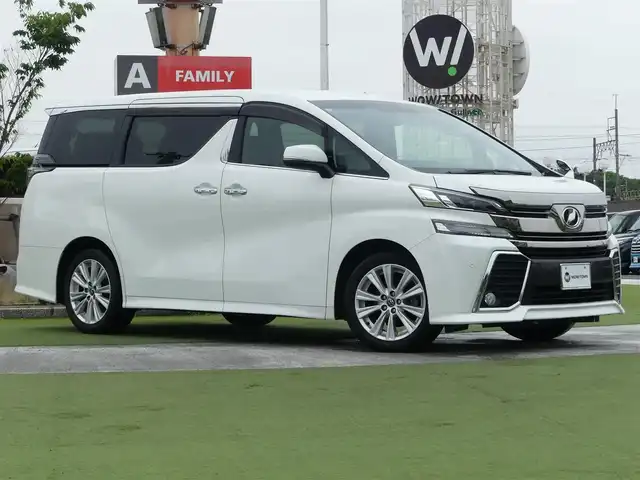 トヨタ ヴェルファイア Z Aエディション 千葉県 2017(平29)年 6.5万km ホワイトパールクリスタルシャイン 両側パワースライドドア/9インチ社外メモリーナビ/地デジTV/【DVD/CD再生機能　Bluetooth接続】/バックカメラ/革巻きステアリング/ステアリングスイッチ/ETC/LEDヘッドライト/フォグライト/ウインカーミラー/クリアランスソナー/純正18インチアルミホイル/サイド/カーテンエアバッグ/スマートキー