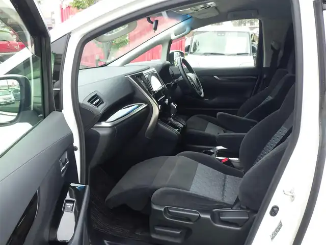 トヨタ ヴェルファイア Z Aエディション 千葉県 2017(平29)年 6.5万km ホワイトパールクリスタルシャイン 両側パワースライドドア/9インチ社外メモリーナビ/地デジTV/【DVD/CD再生機能　Bluetooth接続】/バックカメラ/革巻きステアリング/ステアリングスイッチ/ETC/LEDヘッドライト/フォグライト/ウインカーミラー/クリアランスソナー/純正18インチアルミホイル/サイド/カーテンエアバッグ/スマートキー