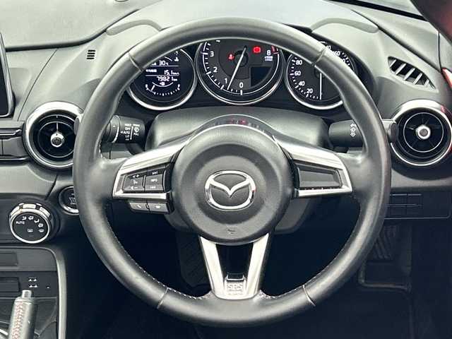 マツダ ロードスター S スペシャルパッケージ 三重県 2017(平29)年 8万km ソウルレッドプレミアムメタリック /禁煙車//純正ナビ//AM・FM・BT・AUX//ETC//純正LEDライト//6MT//純正アルミ//スマートキー//オートワイパー//取扱説明書//保証書