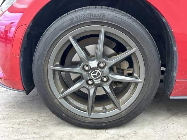 マツダ ロードスター S スペシャルパッケージ 三重県 2017(平29)年 8万km ソウルレッドプレミアムメタリック /禁煙車//純正ナビ//AM・FM・BT・AUX//ETC//純正LEDライト//6MT//純正アルミ//スマートキー//オートワイパー//取扱説明書//保証書