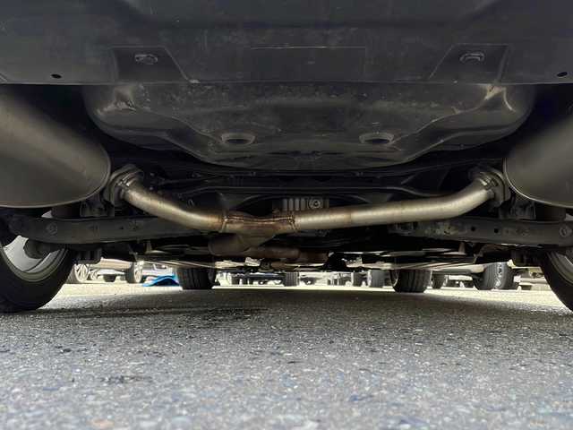 スバル レヴォーグ 1．6GT－S アイサイト 青森県 2015(平27)年 6.7万km クリスタルブラックシリカ 4WD/アドバンスドセイフティパッケージ/純正メモリナビ・フルセグTV/CD・DVD・Bluetooth・SD/バック・サイドカメラ/前席パワーシート/アイサイトver3/衝突軽減ブレーキ/追従クルーズコントロール/アクティブレーンキープ/ハイビームアシスト/リアビークルディテクション/前後ドライブレコーダー/パドルシフト/ビルトインETC/フロント・リアUSB電源/LEDヘッドライト/フォグランプ/社外17インチアルミ