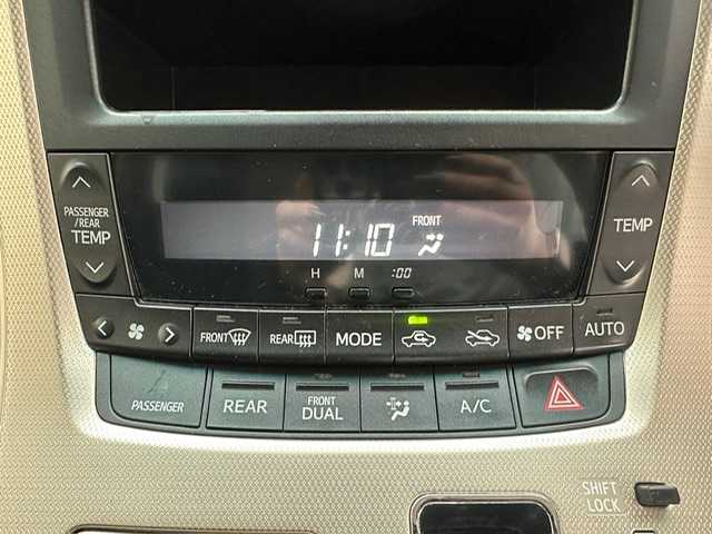 トヨタ ヴェルファイア 2．4Z ゴールデンアイズⅡ 兵庫県 2014(平26)年 7.3万km ブラック 純正ナビ/フルセグ CD DVD BT MSV/純正フリップダウンモニター/両側パワースライド/バックカメラ/ビルトインETC/クルーズコントロール/クリアランスソナー/パワーバックドア/HIDヘッドライト/オートライト/フォグライト/ドライブレコーダー/MTモードAT/スマートキー