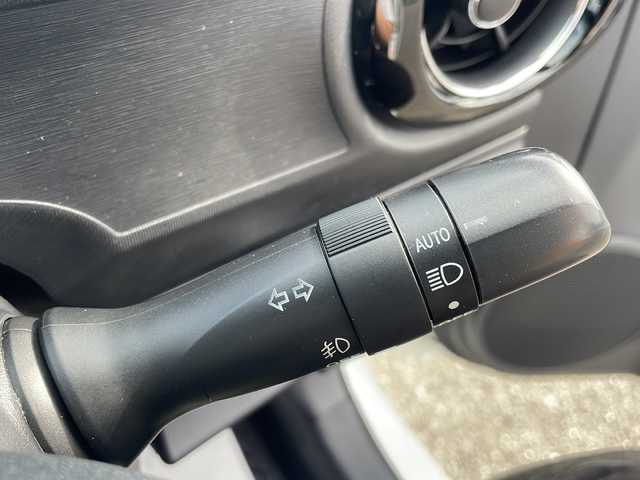 トヨタ アクア G ブラックソフトレザーセレ 福岡県 2015(平27)年 16.9万km ライムホワイトパールクリスタルシャイン ディーラーオプションメモリナビ/NSZTY64T/フルセグTV/BT接続/レーダークルーズコントロール/シートヒーター/バックカメラ/ビルトインETC/オートライト/純正フロアマット/純正ドアバイザー/純正16インチアルミホイール/スマートキー/プッシュスタート