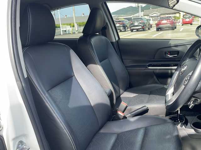 トヨタ アクア G ブラックソフトレザーセレ 福岡県 2015(平27)年 16.9万km ライムホワイトパールクリスタルシャイン ディーラーオプションメモリナビ/NSZTY64T/フルセグTV/BT接続/レーダークルーズコントロール/シートヒーター/バックカメラ/ビルトインETC/オートライト/純正フロアマット/純正ドアバイザー/純正16インチアルミホイール/スマートキー/プッシュスタート