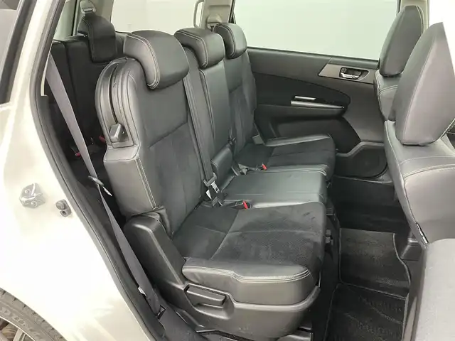 スバル エクシーガ エアブレイク 岡山県 2014(平26)年 6万km クリスタルホワイトP ガラスルーフ　/７Ｖ型ＳＤナビ(CN-R300WD)/【Bluetooth/フルセグ/CD/DVD　】　/バックカメラ　/4WD/レーダークルーズコントロール　/パドルシフト　　/ハーフレザーシート/衝突軽減ブレーキ/純正アルミホイール/HIDヘッドライト/フォグランプ/アイドリングストップ