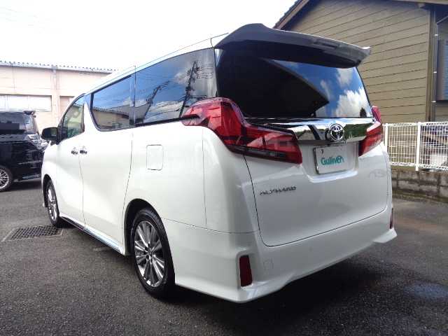 トヨタ アルファード S タイプゴールドⅢ 鹿児島県 2022(令4)年 4.4万km ホワイトパールクリスタルシャイン 純正リモコンエンジンスターター（ドアロック機能付）/9インチディスプレイオーディオ/（フルセグＴＶ．DVD.CD.Bluetooth.USBポート．ラジオ/12．1インチフリップダウンモニター（V12T-R68C)/AC100V電源/ツインサンルーフ /ビルトインETC2.0/ブラインドスポットモニター/クルーズコントロール/両側パワースライドドア/ユピテル前後ドラレコ（DRY-TW7550d)/2列目シートオットマン付/専用ハーフレザーシート/電動パーキング（ホールド機能付）/革巻きステアリグ/リモコンキー3個（エンジンスタター含み）/LEDライト．フォグランプ/取扱説明書．メンテナンスノート．ドラレコ．ETC. エンジンスタター取説有り