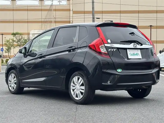 ホンダ フィット 15X 宮城県 2015(平27)年 7.9万km クリスタルブラックパール 登録時走行距離78286ｋｍ/純正7インチワイドナビ　/AM・FM・ワンセグTV・Bluetooth・CD・HDMI/ETC/バックカメラ/ドライブレコーダー（前後）/純正フロアマット/盗難防止装置/スペアキー/スマートキー/プッシュスタート/ウインカーミラー/シートカバー（全席）/電動格納ミラー/ヘッドライトイベライザー/ECONモード