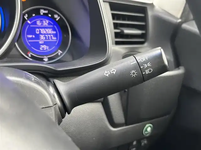 ホンダ フィット 15X 宮城県 2015(平27)年 7.9万km クリスタルブラックパール 登録時走行距離78286ｋｍ/純正7インチワイドナビ　/AM・FM・ワンセグTV・Bluetooth・CD・HDMI/ETC/バックカメラ/ドライブレコーダー（前後）/純正フロアマット/盗難防止装置/スペアキー/スマートキー/プッシュスタート/ウインカーミラー/シートカバー（全席）/電動格納ミラー/ヘッドライトイベライザー/ECONモード