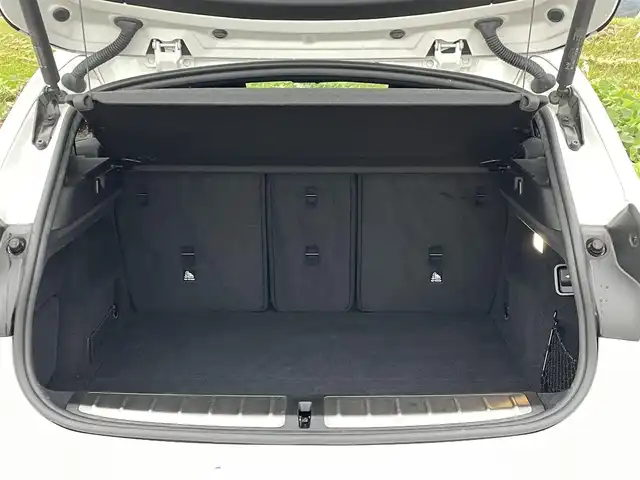 ＢＭＷ Ｘ２ sDrive18i MスポーツX 新潟県 2018(平30)年 8.1万km アルピンホワイトⅢ 純正HDDナビ/CD/DVD/BT/ミュージックサーバー/バックカメラ/ETC/ドライブレコーダー/衝突被害軽減ブレーキ/レーンキープアシスト/レーダークルーズコントロール/コーナーセンサー/スマートキー/プッシュスタート/LEDヘッドライト/オートライト/フォグランプ/純正19インチアルミホイール