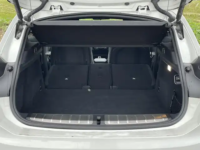 ＢＭＷ Ｘ２ sDrive18i MスポーツX 新潟県 2018(平30)年 8.1万km アルピンホワイトⅢ 純正HDDナビ/CD/DVD/BT/ミュージックサーバー/バックカメラ/ETC/ドライブレコーダー/衝突被害軽減ブレーキ/レーンキープアシスト/レーダークルーズコントロール/コーナーセンサー/スマートキー/プッシュスタート/LEDヘッドライト/オートライト/フォグランプ/純正19インチアルミホイール