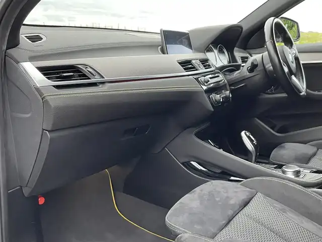 ＢＭＷ Ｘ２ sDrive18i MスポーツX 新潟県 2018(平30)年 8.1万km アルピンホワイトⅢ 純正HDDナビ/CD/DVD/BT/ミュージックサーバー/バックカメラ/ETC/ドライブレコーダー/衝突被害軽減ブレーキ/レーンキープアシスト/レーダークルーズコントロール/コーナーセンサー/スマートキー/プッシュスタート/LEDヘッドライト/オートライト/フォグランプ/純正19インチアルミホイール