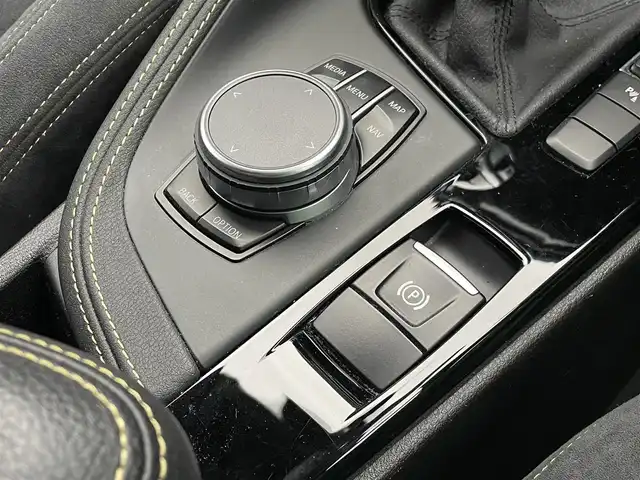 ＢＭＷ Ｘ２ sDrive18i MスポーツX 新潟県 2018(平30)年 8.1万km アルピンホワイトⅢ 純正HDDナビ/CD/DVD/BT/ミュージックサーバー/バックカメラ/ETC/ドライブレコーダー/衝突被害軽減ブレーキ/レーンキープアシスト/レーダークルーズコントロール/コーナーセンサー/スマートキー/プッシュスタート/LEDヘッドライト/オートライト/フォグランプ/純正19インチアルミホイール
