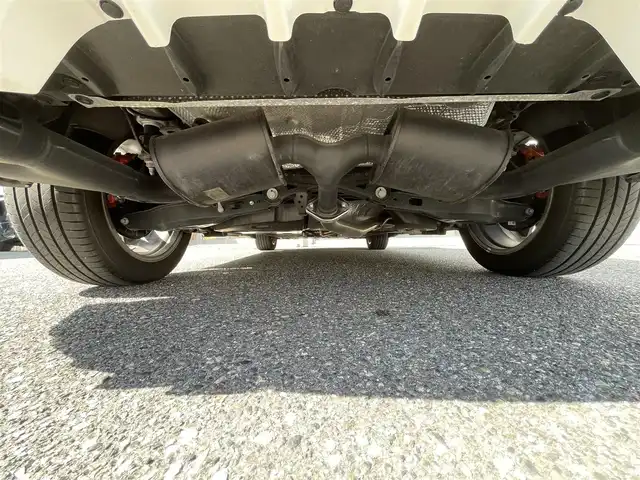 レクサス ＵＸ 200 Fスポーツ 新潟県 2022(令4)年 1.6万km ホワイトノーヴァガラスフレーク TRDフルエアロ/TRDマフラー/ワンオーナー/サンルーフ/メモリナビ/アラウンドビューモニター/運転席助手席シートヒーター、クーラー/運転席シートメモリー/ステアリングヒーター/置くだけ充電/ブレーキホールド/電動リアゲート/アイドリングストップ/ウィンカーミラー/クルーズコントロール/プッシュスタート/ETC２．０/純正フロアマット/スペアキー1個/カードキー1個