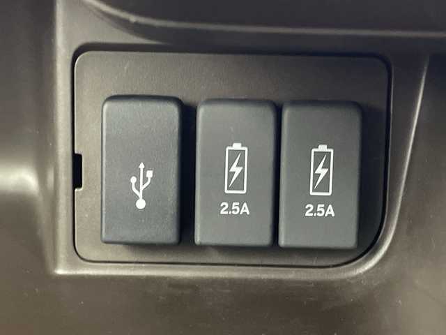 ホンダ Ｎ ＢＯＸ L 群馬県 2021(令3)年 3.2万km プラチナホワイトパール 純正ナビ　/バックカメラ/前後ドラレコ　/ＥＴＣ　/電動スライドドア　/シートヒーター　/ＬＥＤオートライト　/衝突被害軽減ブレーキ　/レーンキープアシスト　/アダプティブクルーズコントロール　/シートバックテーブル