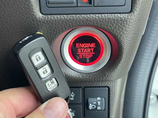 ホンダ Ｎ ＢＯＸ L 群馬県 2021(令3)年 3.2万km プラチナホワイトパール 純正ナビ　/バックカメラ/前後ドラレコ　/ＥＴＣ　/電動スライドドア　/シートヒーター　/ＬＥＤオートライト　/衝突被害軽減ブレーキ　/レーンキープアシスト　/アダプティブクルーズコントロール　/シートバックテーブル