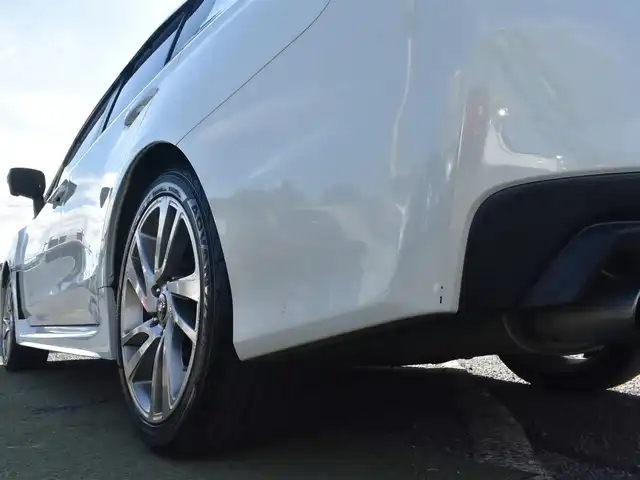 スバル ＷＲＸ Ｓ４ 2．0GT‐S アイサイト 神奈川県 2016(平28)年 4.7万km クリスタルホワイトP ワンオーナー/アイサイトver3/BILSTEIN製ダンパー/純正メモリナビ/フルセグテレビ/バックカメラ/サイドカメラ/ブラインドスポットモニター/アダプティブクルーズ/ブラックカーボン調パネルキッド全席/プッシュスタート/ETC/ヘッドランプウォッシャー/保証書/取説/ナビ説/記録(H30.R1.3.5.7)