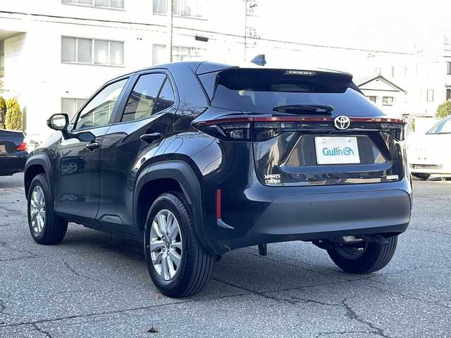 トヨタ ヤリスクロス G 福井県 2025(令7)年 0.2万km ブラックマイカ ワンオーナー/純正メモリナビゲーション/（Bluetooth）/フルセグテレビ/パノラミックビューモニター/アダプティブクルーズコントロール/プリクラッシュセーフティ/レーンキープアシスト/ブラインドスポットモニター/クリアランスソナー/LEDヘッドライト/オートライト/オートハイビーム/ETC(ビルトイン)/オートリトラミラー/純正16インチアルミホイール/タイプCポート/ステアリングリモコン/スマートキー/プッシュスタート/保証書/取扱説明書