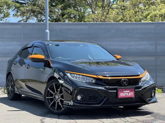 ホンダ シビック ハッチバック ホンダセンシング 三重県 2019(令1)年 5.2万km クリスタルブラックパール ホンダセンシング /アイドリングストップ/GAB 18インチアルミホイール/社外デジタルインナーミラー /KENWOOD メモリナビ・地デジTV/・DVD/CD/・Bluetooth/バックカメラ/レーダークルーズコントロール/車線維持支援システム/前席シートヒーター /ビルトインETC/LEDヘッドランプ/・オートライト/オートハイビーム/LEDフォグライト/プッシュエンジンスタート/スマートキー×2/新車時保証書/取扱説明書
