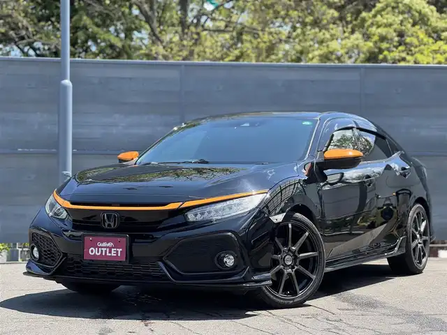 ホンダ シビック ハッチバック ホンダセンシング 三重県 2019(令1)年 5.2万km クリスタルブラックパール ホンダセンシング /アイドリングストップ/GAB 18インチアルミホイール/社外デジタルインナーミラー /KENWOOD メモリナビ・地デジTV/・DVD/CD/・Bluetooth/バックカメラ/レーダークルーズコントロール/車線維持支援システム/前席シートヒーター /ビルトインETC/LEDヘッドランプ/・オートライト/オートハイビーム/LEDフォグライト/プッシュエンジンスタート/スマートキー×2/新車時保証書/取扱説明書