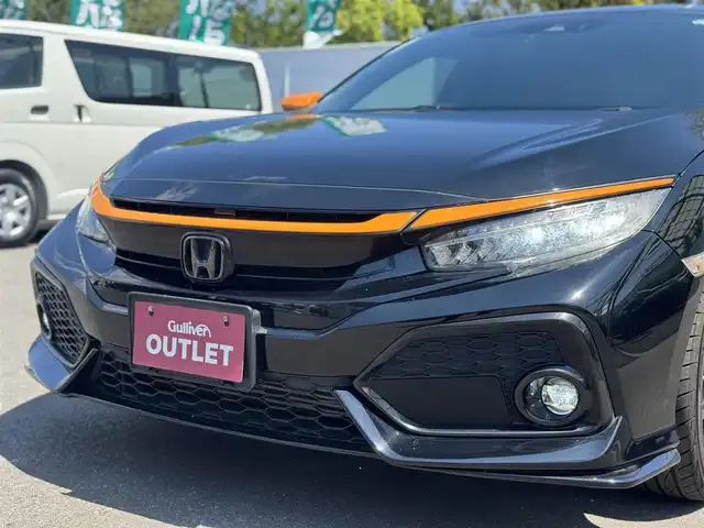 ホンダ シビック ハッチバック ホンダセンシング 三重県 2019(令1)年 5.2万km クリスタルブラックパール ホンダセンシング /アイドリングストップ/GAB 18インチアルミホイール/社外デジタルインナーミラー /KENWOOD メモリナビ・地デジTV/・DVD/CD/・Bluetooth/バックカメラ/レーダークルーズコントロール/車線維持支援システム/前席シートヒーター /ビルトインETC/LEDヘッドランプ/・オートライト/オートハイビーム/LEDフォグライト/プッシュエンジンスタート/スマートキー×2/新車時保証書/取扱説明書