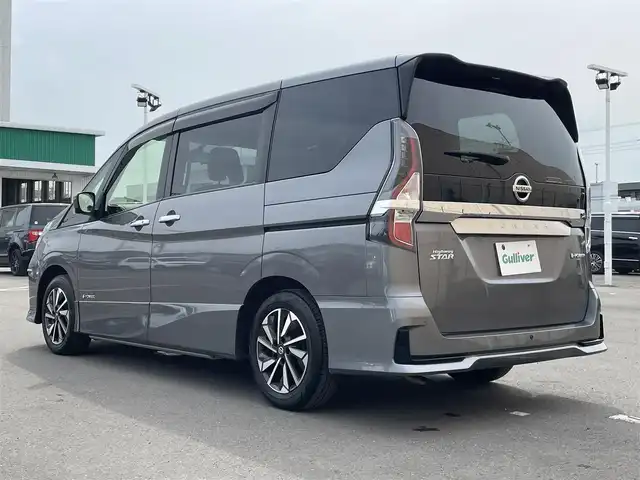 日産 セレナ e－パワー ハイウェイスター V 東京都 2022(令4)年 3.7万km ダークメタルグレー 純正ナビ/アラウンドビューモニター/エマージェンシーブレーキ/車線逸脱警報/ソナー/プロパイロット/ハンズフリーオートスライドドア/シートヒーター/ＥＴＣ/ドライブレコーダー/ステアリングスイッチ