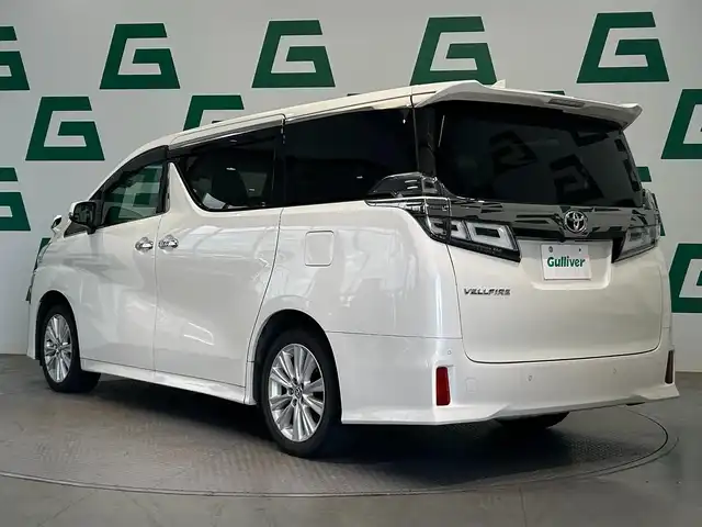 トヨタ ヴェルファイア Z 鹿児島県 2021(令3)年 4.1万km ホワイトパールクリスタルシャイン 禁煙車/ETC/トヨタセーフティセンス/　レーダークルーズコントロール（全車速追従ウ機能付）/　プリクラッシュセーフティ/　ロードサインアシスト/　アダプティブハイビームシステム/　オートマチックハイビーム/ブラインドスポットモニター/インテリジェントクリアランスソナー/前後ドラレコ/ナビキット付ディスプレイオーディオ/　AM・FM/　Bluetooth/　CD・DVD/　USB/革巻きステアリング/ステアリングリモコン/両側パワースライドドア/電動パーキング/純正バイザー/電格ミラー/プッシュスタートキー/フォグランプ