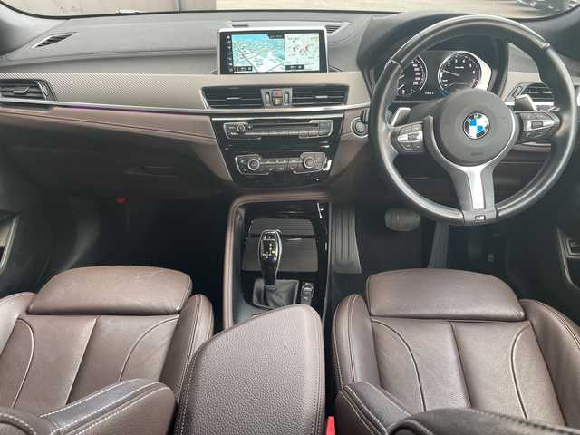 ＢＭＷ Ｘ２ xDrive20i MスポーツX 高知県 2018(平30)年 3.8万km 白 アドバンスドセーフティパッケージ/純正HDDナビ/　【CD/DVD/Bluetooth】/ACC/インテリジェントセーフティ/茶革シート/シートヒーター/シートメモリー付きパワーシート/パドルシフト/HUD/パワーテールゲート/OP20AW/取説