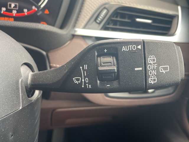 ＢＭＷ Ｘ２ xDrive20i MスポーツX 高知県 2018(平30)年 3.8万km 白 アドバンスドセーフティパッケージ/純正HDDナビ/　【CD/DVD/Bluetooth】/ACC/インテリジェントセーフティ/茶革シート/シートヒーター/シートメモリー付きパワーシート/パドルシフト/HUD/パワーテールゲート/OP20AW/取説