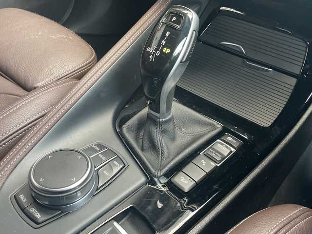 ＢＭＷ Ｘ２ xDrive20i MスポーツX 高知県 2018(平30)年 3.8万km 白 アドバンスドセーフティパッケージ/純正HDDナビ/　【CD/DVD/Bluetooth】/ACC/インテリジェントセーフティ/茶革シート/シートヒーター/シートメモリー付きパワーシート/パドルシフト/HUD/パワーテールゲート/OP20AW/取説