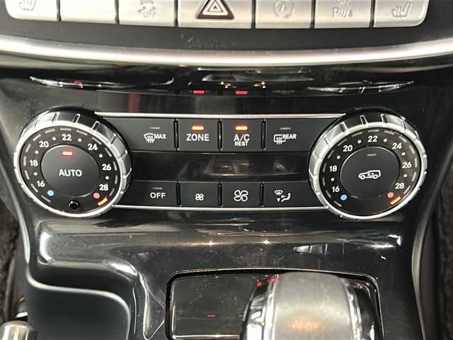 メルセデス・ベンツ ゲレンデヴァーゲン Ｇ３５０ｄ 宮城県 2016(平28)年 11.9万km マグネタイトブラック ハーマンカードン/スライディングルーフ/ディストロニックプラス/ブレーキアシストシステム/ブラインドスポットモニター/パーキングアシストパークトロニック/純正ナビ/・CD.DVD.AppleCarPlay.AndroidAuto/ナビ連動型ドライブレコーダー/シートヒーター(全席)/パワーシート(D.N)/シートメモリー(D.N)/レザーシート/ステアリングギアシフトパドル/ステアリングホイールヒーター/レーダー探知機