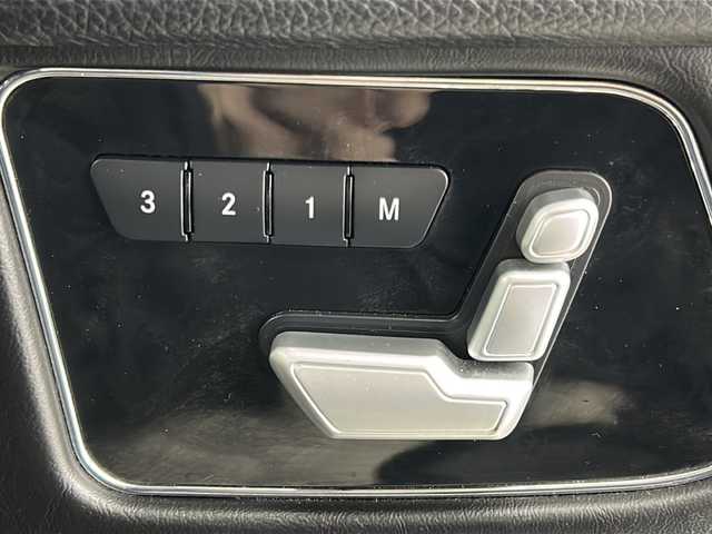 メルセデス・ベンツ ゲレンデヴァーゲン Ｇ３５０ｄ 宮城県 2016(平28)年 11.9万km マグネタイトブラック ハーマンカードン/スライディングルーフ/ディストロニックプラス/ブレーキアシストシステム/ブラインドスポットモニター/パーキングアシストパークトロニック/純正ナビ/・CD.DVD.AppleCarPlay.AndroidAuto/ナビ連動型ドライブレコーダー/シートヒーター(全席)/パワーシート(D.N)/シートメモリー(D.N)/レザーシート/ステアリングギアシフトパドル/ステアリングホイールヒーター/レーダー探知機