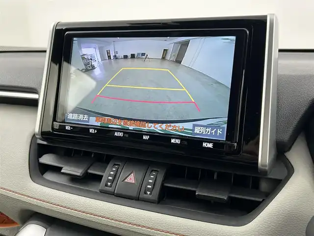 トヨタ ＲＡＶ４ アドベンチャー 福岡県 2019(令1)年 7.4万km アッシュグレーメタリック/アーバンカーキ 純正８型ナビ　/Ｂカメラ　/前方ドラレコ　/ビルトインＥＴＣ　/ＡＣＣ　/コーナーセンサー　/衝突軽減ブレーキ　/ＬＴＡ　/ＢＳＭ　/ＰＫＳＢ　/ヒルディセントコントロール　/シートベンチレーション／ヒーター　/ハーフレザー