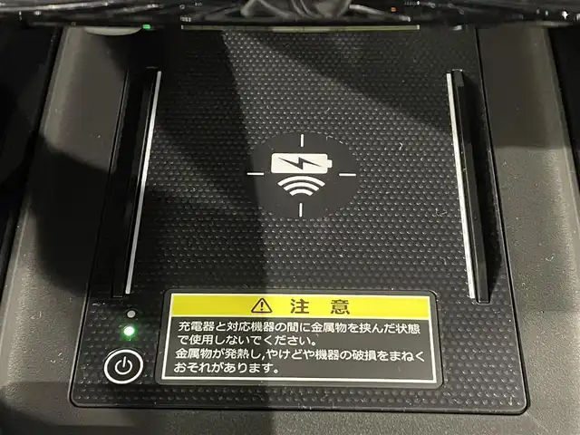 ホンダ ヴェゼル ハイブリッド e:HEV Z 愛知県 2025(令7)年 0.1万km未満 クリスタルブラックパール 登録済未使用車/純正９インチナビ/衝突軽減ブレーキ/レーンキープアシスト/レーダークルーズコントロール/クリアランスソナー/バックカメラ/パワーバックドア/置くだけ充電/ブラインドスポットモニター/ハーフレザー/シートヒーター/ハンドルヒーター/ETC2.0/パドルシフト