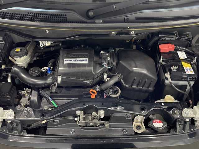 ホンダ Ｎ ＢＯＸ 新潟県 2016(平28)年 11.8万km スマートブラック 4WD/純正ナビ/　　フルセグ/CD/DVD/BT/バックカメラ/左側パワースライド/シートヒーター/サマータイヤ車載/ステアリングスイッチ/オートエアコン/ミラーヒーター/アイドリングストップ/スマートキー/ビルトインETC