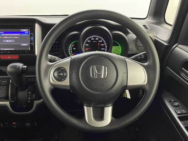 ホンダ Ｎ ＢＯＸ 新潟県 2016(平28)年 11.8万km スマートブラック 4WD/純正ナビ/　　フルセグ/CD/DVD/BT/バックカメラ/左側パワースライド/シートヒーター/サマータイヤ車載/ステアリングスイッチ/オートエアコン/ミラーヒーター/アイドリングストップ/スマートキー/ビルトインETC