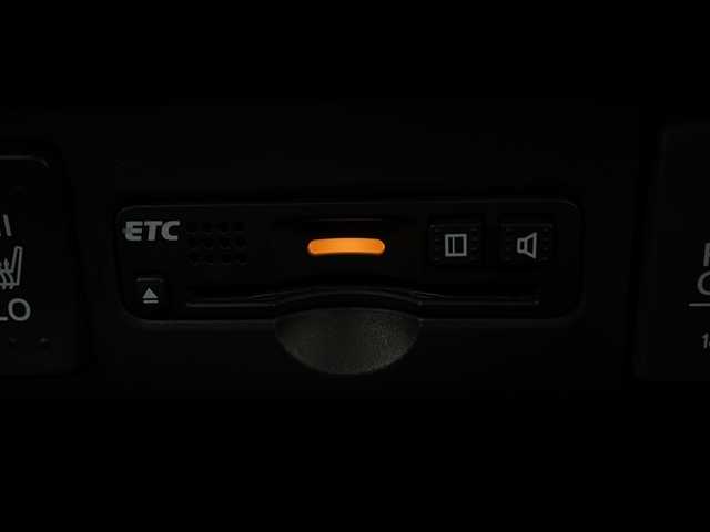 ホンダ Ｎ ＢＯＸ 新潟県 2016(平28)年 11.8万km スマートブラック 4WD/純正ナビ/　　フルセグ/CD/DVD/BT/バックカメラ/左側パワースライド/シートヒーター/サマータイヤ車載/ステアリングスイッチ/オートエアコン/ミラーヒーター/アイドリングストップ/スマートキー/ビルトインETC