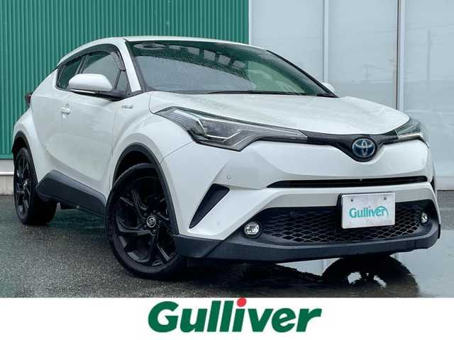 トヨタ Ｃ－ＨＲ G モード ネロ 福岡県 2019(令1)年 5.7万km ホワイトパールクリスタルシャイン ALPINEナビ/クルーズコントロール/トヨタセーフティーセンス/衝突軽減ブレーキ/ACC/横滑り防止機能/バックカメラ/ビルトインETC/シートヒーター/ハーフレザー/純正フロアマット/純正１８インチAW