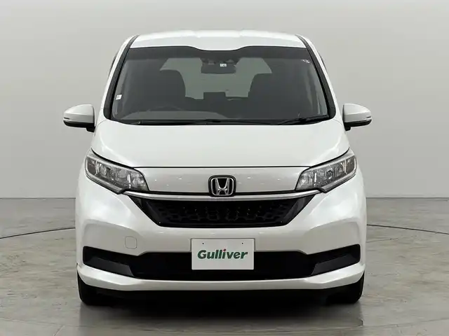 ホンダ フリード＋ G ホンダセンシング 福岡県 2020(令2)年 2.1万km プラチナホワイトパール 純正ナビ　/両側電動スライドドア　/衝突軽減システム　/バックカメラ　/ドラレコ　/クルーズコントロール　/先行車発進検知　/レーンキープ　/アイドリングストップ　/ＥＴＣ　/フォグランプ　/横滑り防止装置　/オートライト