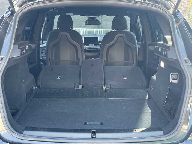 ＢＭＷ ２１８ｉ アクティブツアラー Mスポーツ 愛知県 2015(平27)年 7万km サファイアブラックP /禁煙車//純正ナビ//フルセグテレビ//AM、FM、CD、DVD、Bluetooth//バックカメラ//ドライブレコーダー//ETC//プッシュスタート//サイドブレーキボタン//ステアリングチルト//アイドリングストップ//ブレーキアシスト//電動格納ミラー//横滑り防止装置//車線逸脱警告//ABS//トラクションコントロール//自動防眩ミラー//集中ドアロック//盗難防止システム//後席3点シートベルト//オットマン//ルーフレール//革巻ステア//保証書//取扱説明書