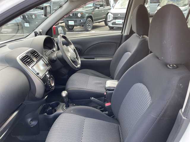 日産 マーチ ニスモ 長野県 2016(平28)年 9.3万km ブリリアントホワイトパール 禁煙車/純正ナビ【MJ116D-W】/（ＣＤ／フルセグＴＶ／Ｂｌｕｅｔｏｏｔｈ）/バックカメラ/ＥＴＣ/革巻きステアリング/フォグランプ/オートライト/スマートキー/プッシュスタート/純正１６インチアルミホイール/純正フロアマット/純正ドアバイザー/横滑り防止装置