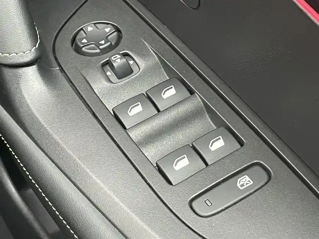 プジョー ２００８ GT 千葉県 2022(令4)年 5.3万km オレンジⅡ ワンオーナー/ターボ/衝突軽減ブレーキ/レーンキープアシスト/レーダークルーズコントロール/クリアランスソナー/ブラインドスポットモニター/純正ディスプレイナビ/バックカメラ/ハーフレザーシート/前席シートヒーター/アンビエンスライト/パドルシフト/ルーフレール/LEDヘッドライト/フォグランプ/スマートキー/純正フロアマット
