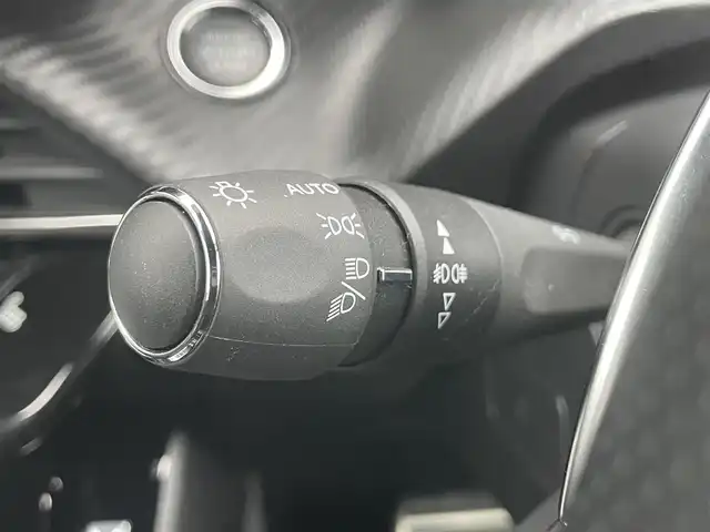 プジョー ２００８ GT 千葉県 2022(令4)年 5.3万km オレンジⅡ ワンオーナー/ターボ/衝突軽減ブレーキ/レーンキープアシスト/レーダークルーズコントロール/クリアランスソナー/ブラインドスポットモニター/純正ディスプレイナビ/バックカメラ/ハーフレザーシート/前席シートヒーター/アンビエンスライト/パドルシフト/ルーフレール/LEDヘッドライト/フォグランプ/スマートキー/純正フロアマット